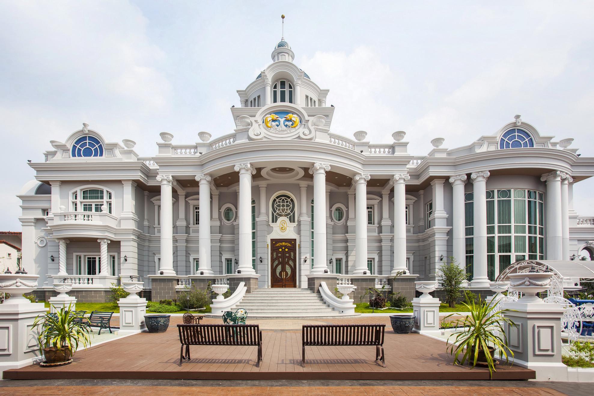 Pattaya คฤหาสน์หรู พร้อมสระว่ายน้ำส่วนตัว สไตล์ทรอปิคอล ชลบุรี